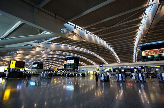 飞机上都不让携带哪些东西,飞机出发前不能带的东西