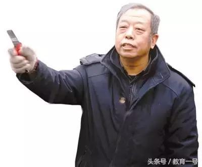 2018年感动中国教师观后感,2022感动中国教师事迹及颁奖词