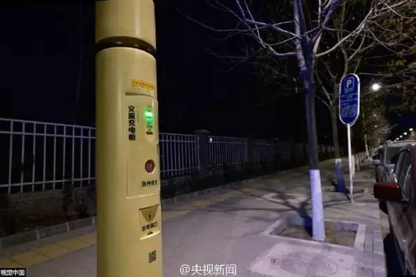 大北京又双叒叕牛掰了！街头装上“高大上”神器！