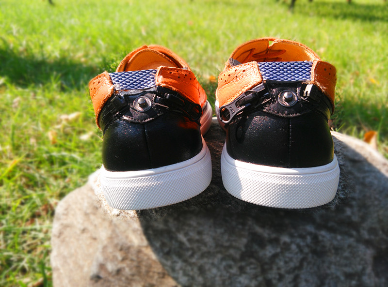 可以自由搭配鞋底的鞋子,一款百搭时尚的鞋子适合宽脚