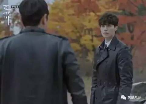 李栋旭鬼怪卫衣,鬼怪女主同款衣服合集