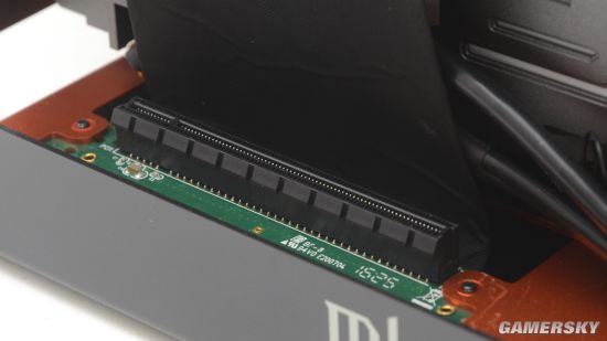 长翅膀的电脑见过吗?“天使之翼”小钢炮开箱鉴赏