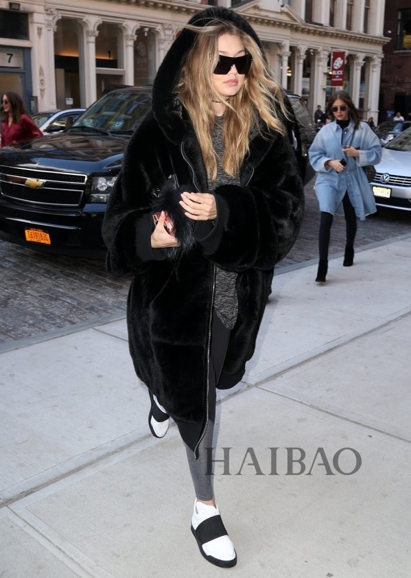 gigihadid最新私服街拍,吉吉哈迪德gigihadid高级定制女装