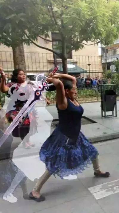 战斗民族大妈玩ak47,战斗民族的大妈有多强悍