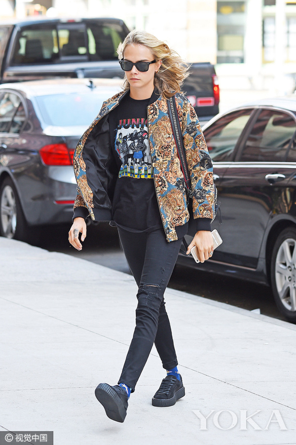 今天来盘点最值得入手的明星单品,明星撞衫时尚单品