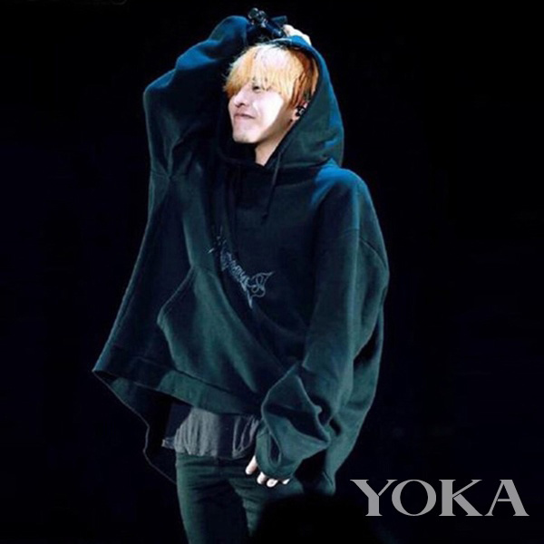 今天来盘点最值得入手的明星单品,明星撞衫时尚单品