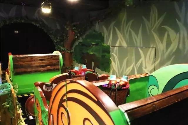 全城召集100名双胞胎宝贝，来松松小镇吃喝玩乐｜另有30张套票免费领