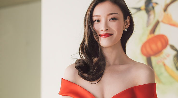 倪妮街景拍照姿势,倪妮最火拍照姿势