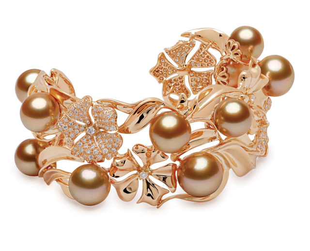 蓝色大海美人鱼珍珠,蓝色大海里面的珍珠