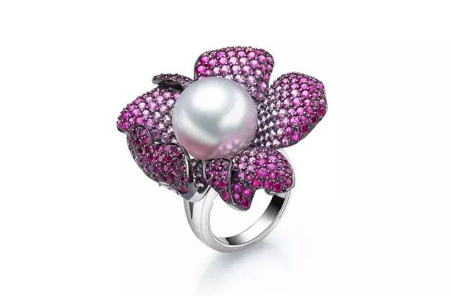 蓝色大海美人鱼珍珠,蓝色大海里面的珍珠