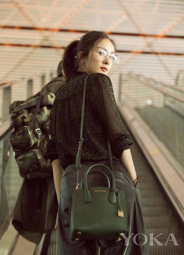 今天来盘点最值得入手的明星单品,明星撞衫时尚单品