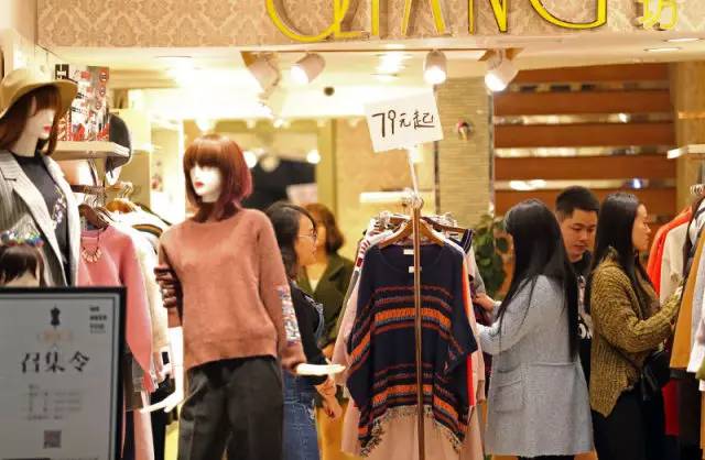 不止是鹭江道，夜幕下的思明区，原来都辣么美……