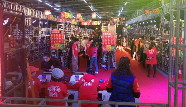 4折？5折？6折？一年一度的友谊通宵店庆又来啦，真的有必要去挤吗？