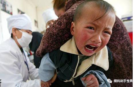 得过川崎病小孩10个月不会发烧吗 (小孩川崎病c蛋白25为什么还发烧)