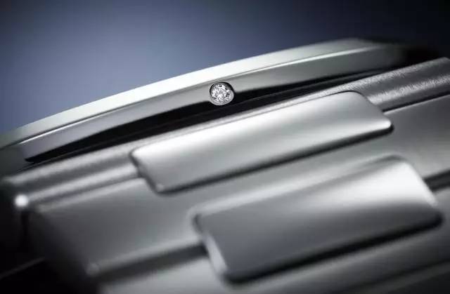 百达翡丽鹦鹉螺如何辨别真伪 (百达翡丽鹦鹉螺5990金表)