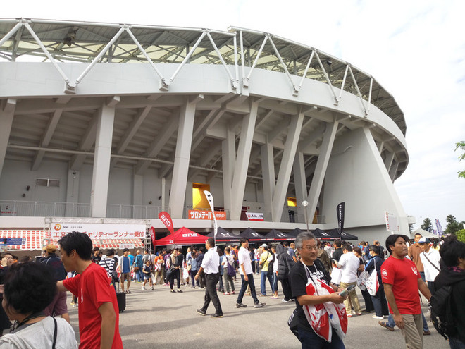 DONOTRUNCRAZYINTOTHATSUN-DAY