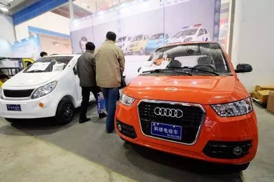 老年代步车违规上路违法吗,老年车违法吗