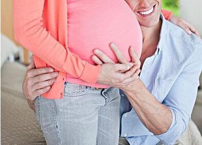 孕妇轻微贫血应该怎么治,孕妇轻微贫血和维生素d缺乏