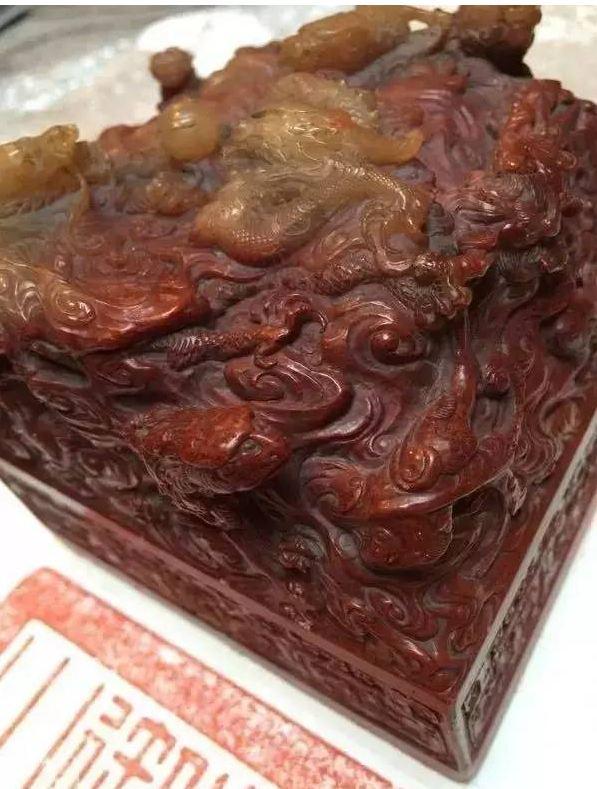 1.67亿拍的藏品,中国藏家以72万欧元竞得乾隆玉玺