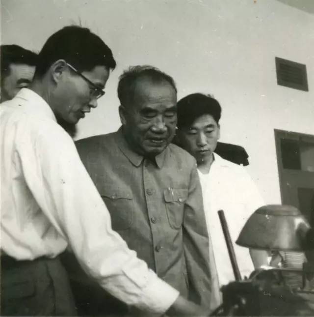 北京生而不凡手表机芯,北京生而不凡表盘多大