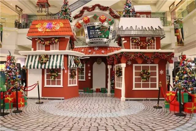 听说草木绿是2017年度代表色！我只想穿上美美的圣诞色，不小心领先时髦一整年！