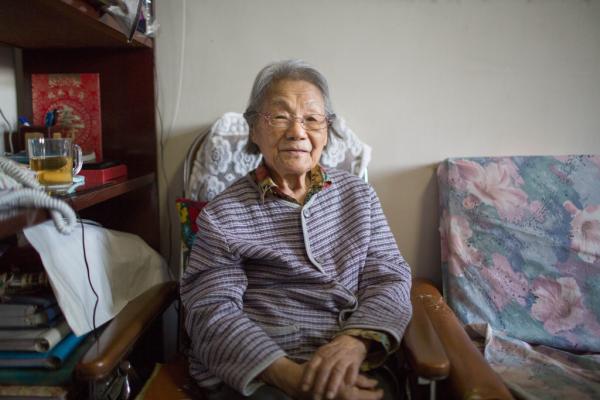 百岁军医｜叶慧方：医患关系很简单，医生就是给病人看病的