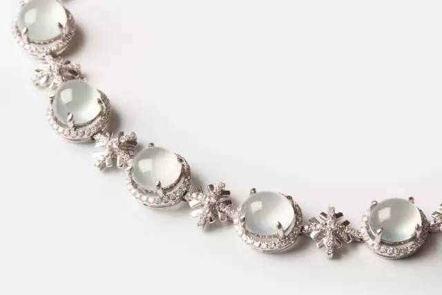 龙泽润宝翡翠店,龙泽润宝的翡翠咋样