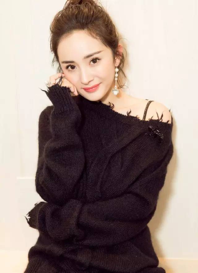 过膝靴杨幂,杨幂穿黑色过膝长靴街拍