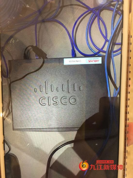 圆通快递丢在地上都没人捡,圆通速递把快递弄丢了