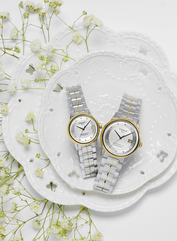 天梭速驰情侣表,天梭表和蔻驰表