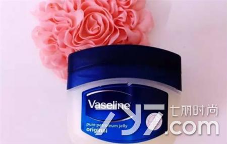 男士用什么唇膏保湿效果最好,男士唇膏推荐第一牌子