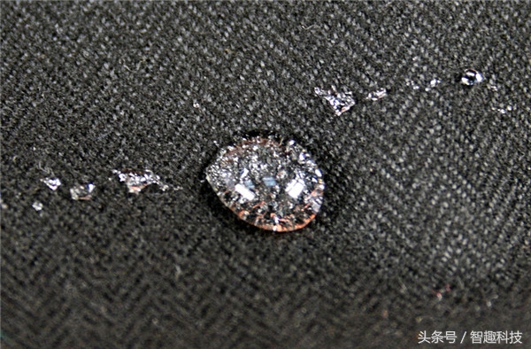 超级防水冲锋衣防暴雨,冲锋衣超级防水百元