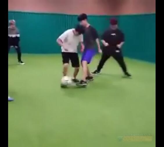 鐡滅毊faker鎼炵瑧闆嗛敠,鐡滅毊faker