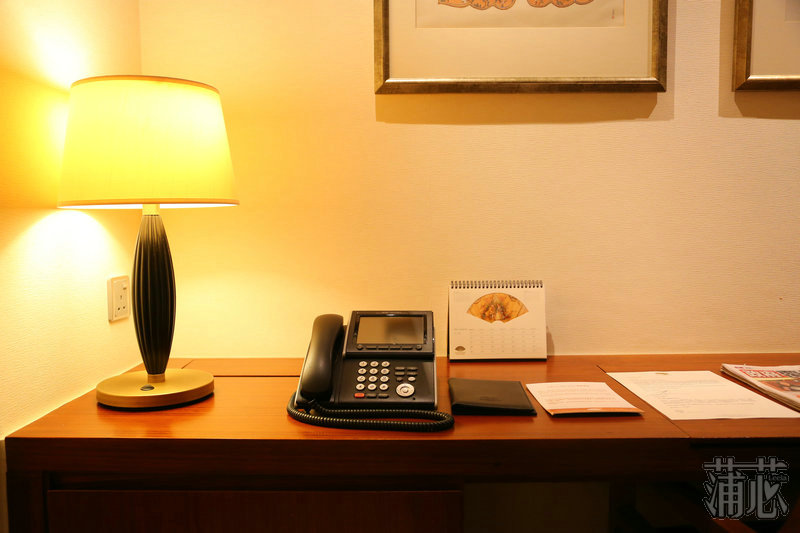 澳门旅游塔蹦极吃东西 (澳门旅游塔笨猪跳)