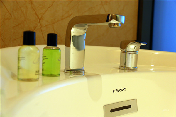 白云机场附近有什么酒店,在白云机场6个小时去哪里