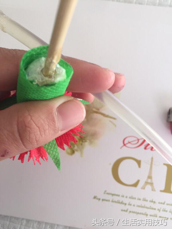 购物袋变废为宝康乃馨,购物袋做鲜花教程