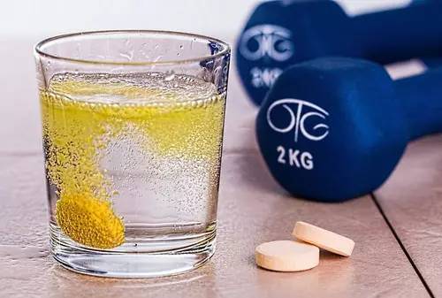 你把泡腾片当饮料喝了吗?别犯傻!