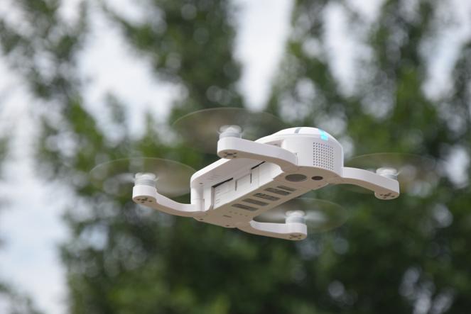 入门级无人机性价比,dobby无人机评测