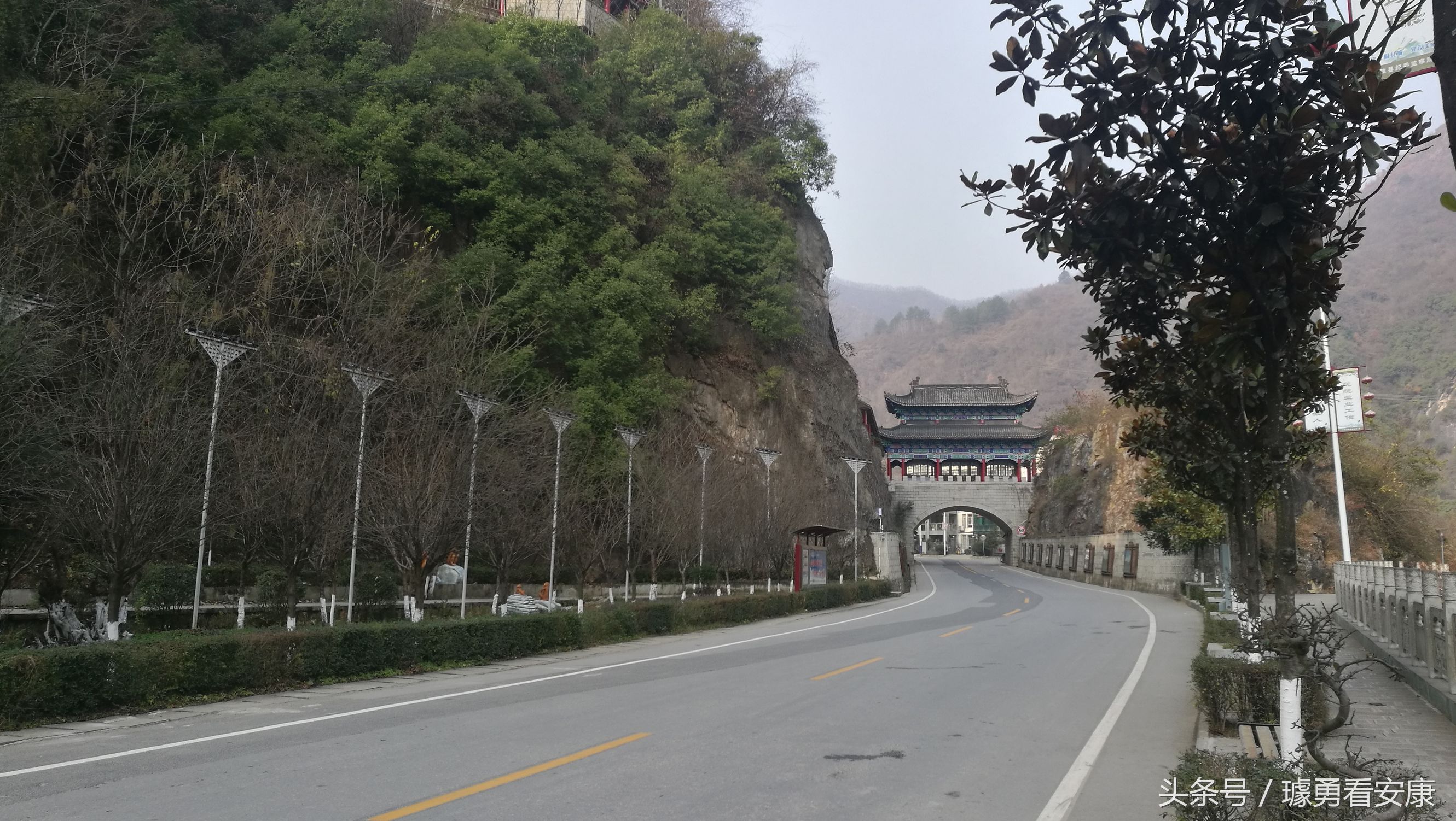 这里是中国慢城,一个让人能够宁静的城市这里环境美人情更美