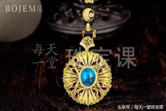 年份属鸡时辰属牛的人怎么样,属龙属牛属虎属鸡是什么星座