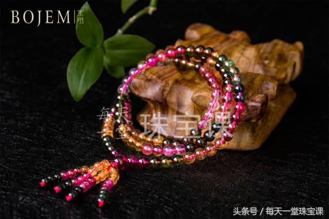 年份属鸡时辰属牛的人怎么样,属龙属牛属虎属鸡是什么星座