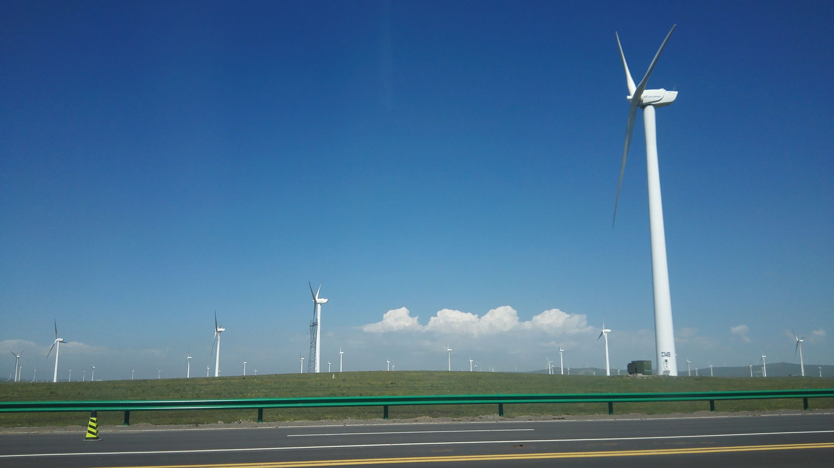 辉腾锡勒草原拍照姿势,辉腾锡勒大草原照片