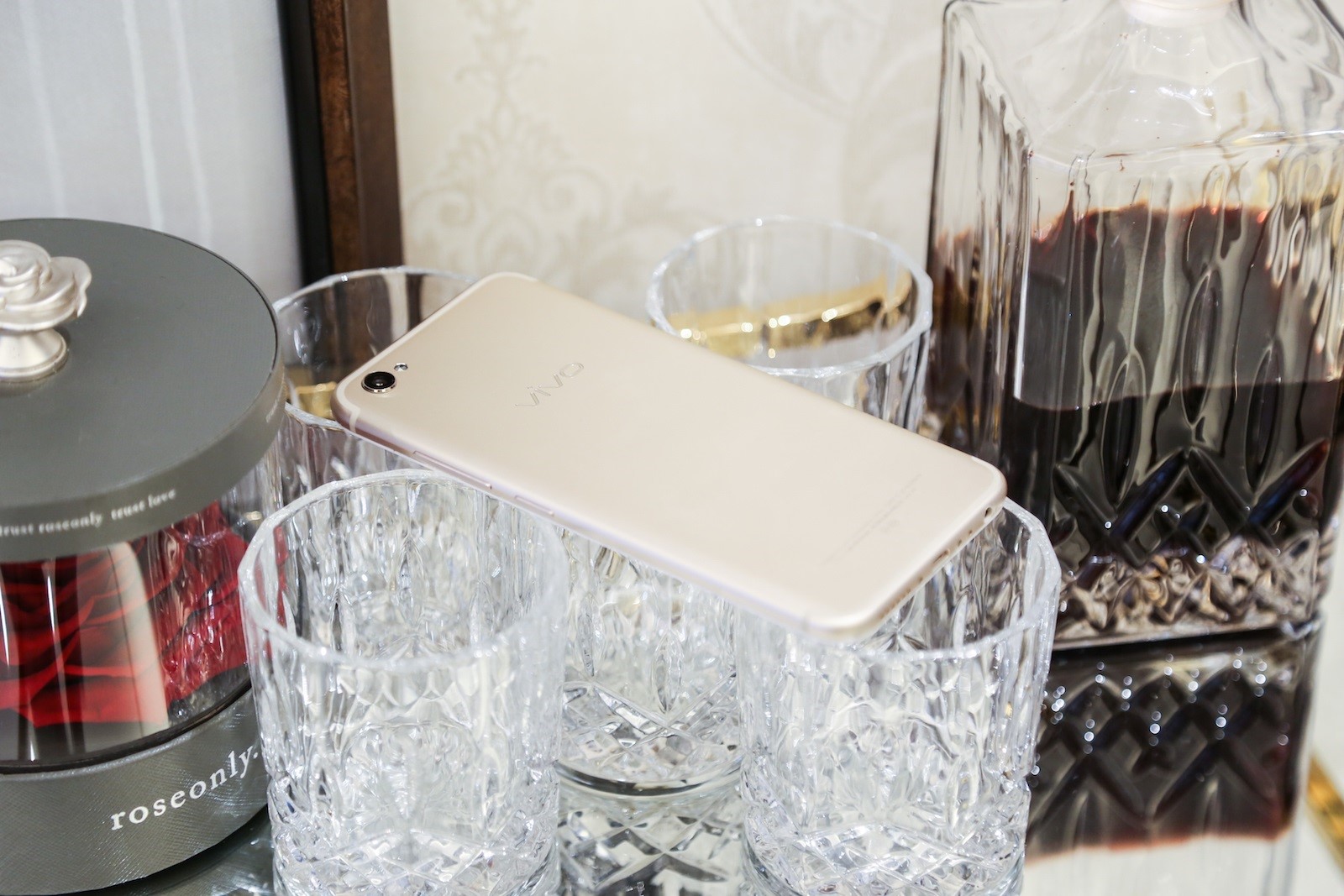 前置柔光双摄“怪兽级”--vivoX9上手体验