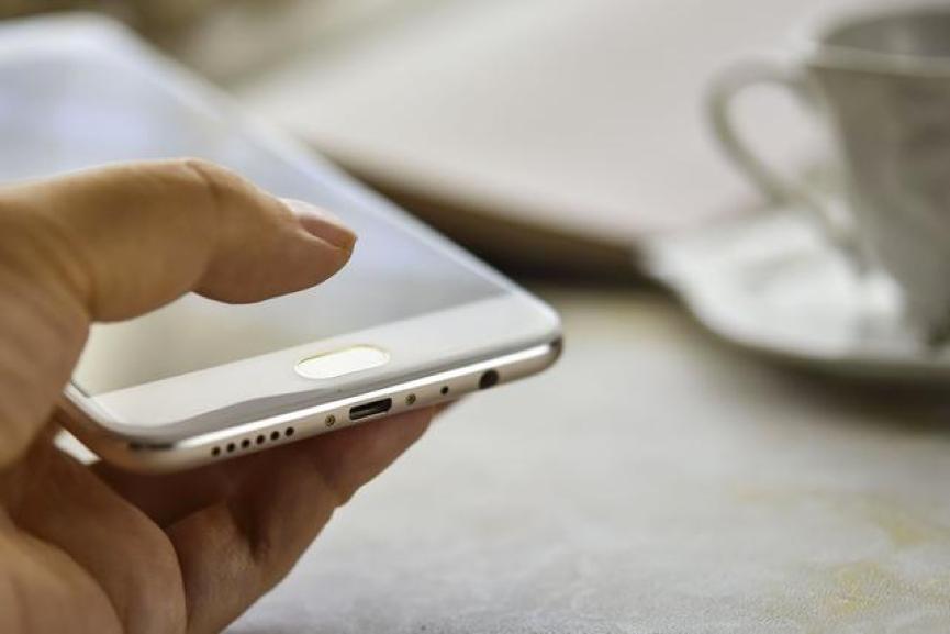 现在oppor9s还值得入手吗,oppor9s和普通版有什么区别