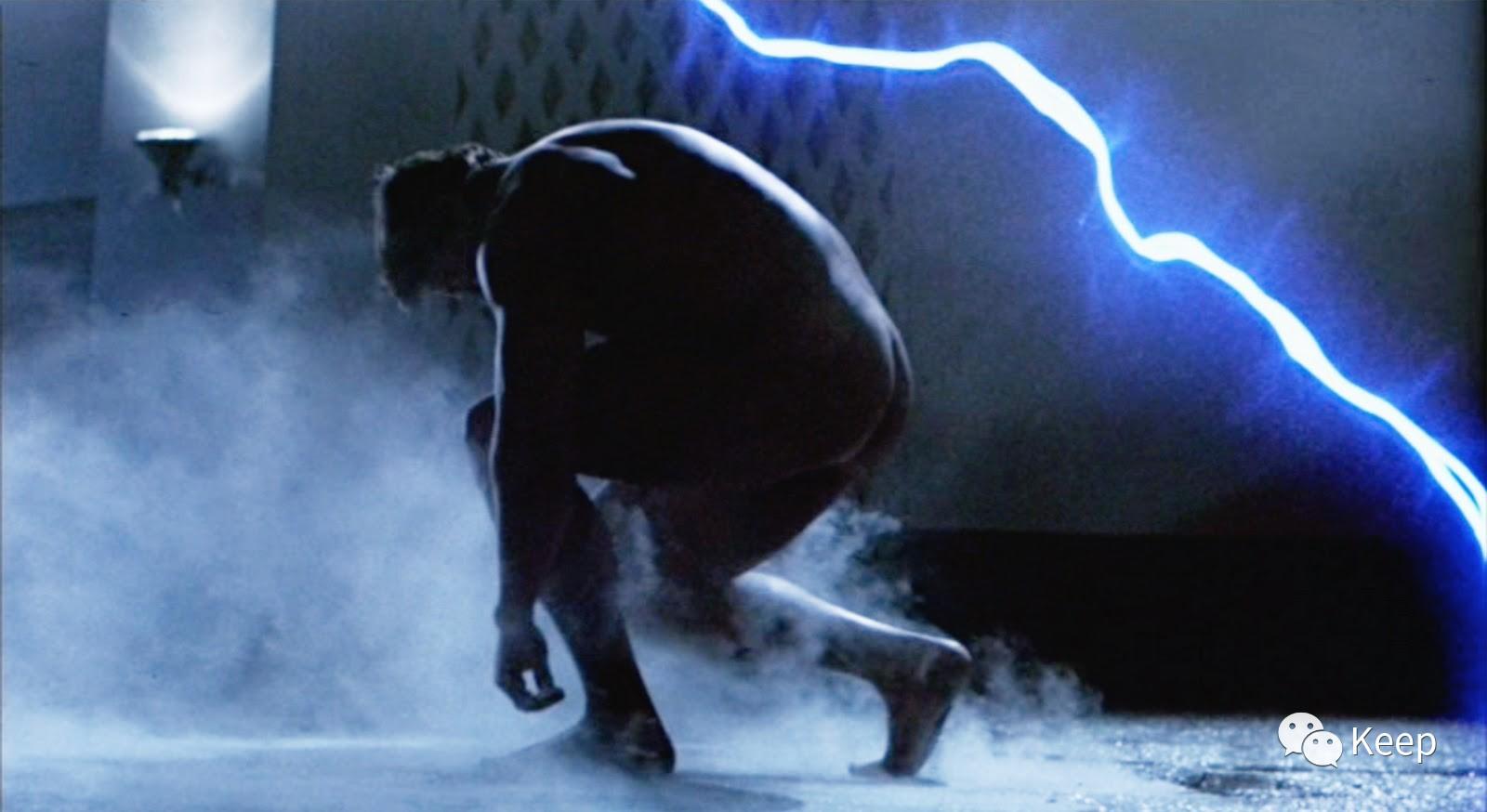 为了这些“C*杯罩**”，超级英雄们足足练了50年