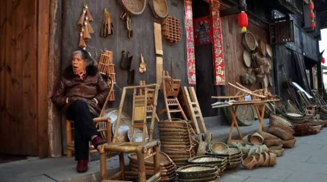 成都周末耍一耍视频,成都周边古镇一日游2022春节