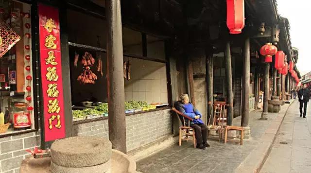 成都周末耍一耍视频,成都周边古镇一日游2022春节