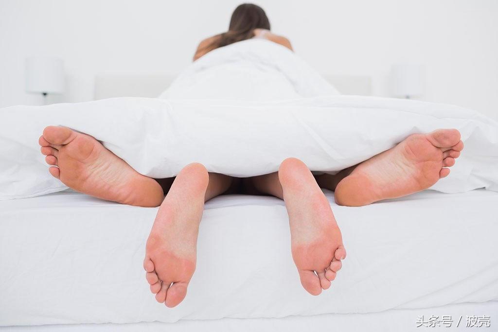 你这不争气的肚子，连个儿子都生不出来！