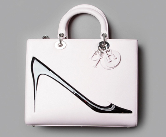 dior这两年火起来的包,dior包包是什么档次