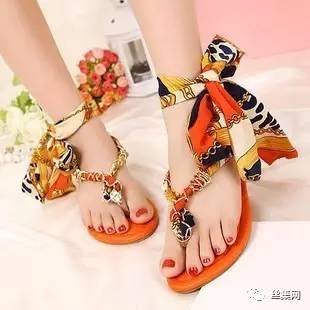 丝绸绣花鞋中高跟女鞋,公主的绣花鞋